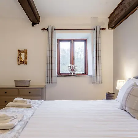 2 Bed In 36913 Holiday home Tintagel